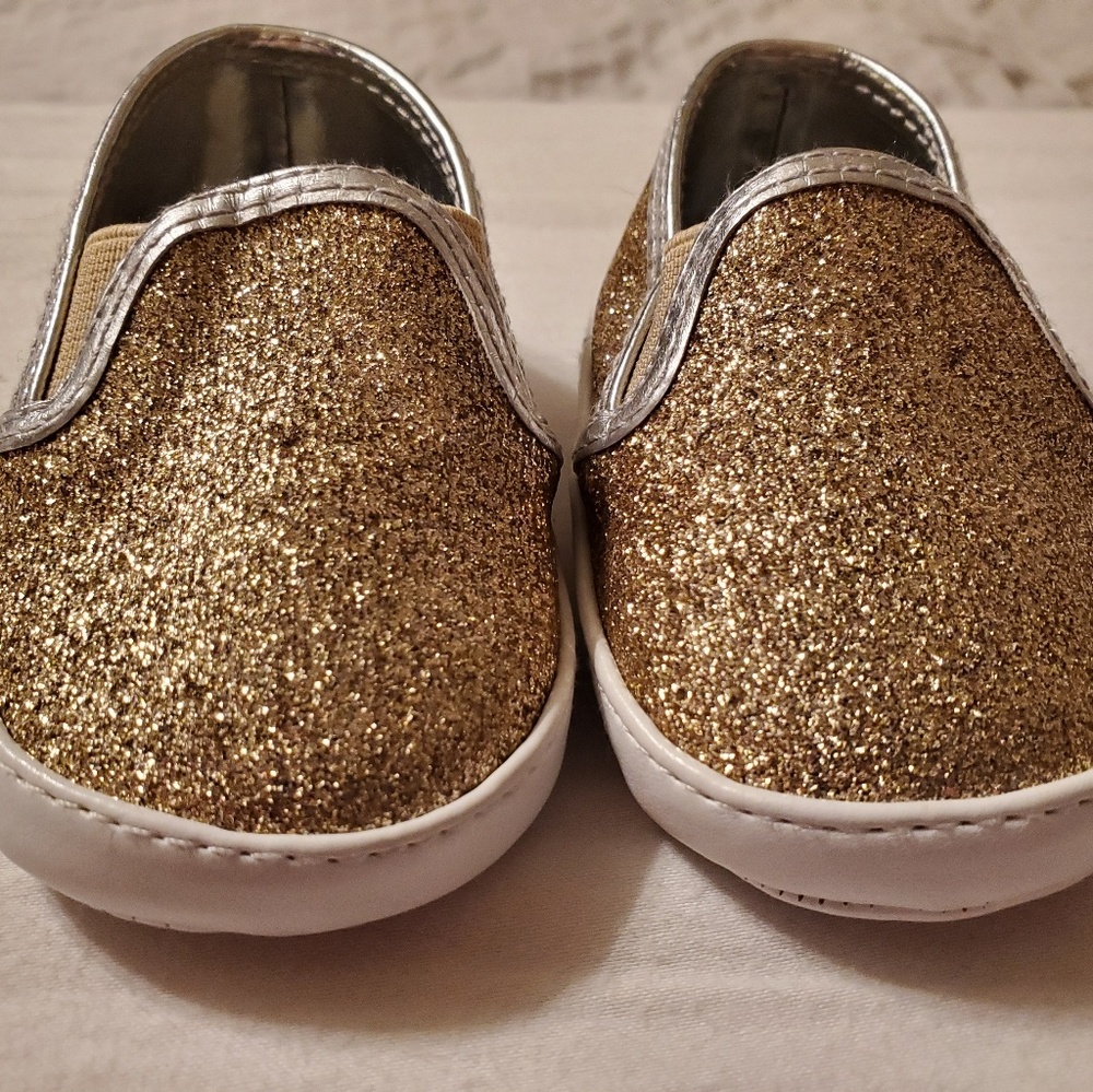 Stuart Weitzman Baby Clara Gold Sneakers Sz 1